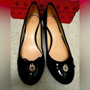 Pre-loved Tory Burch Wedge Shoes